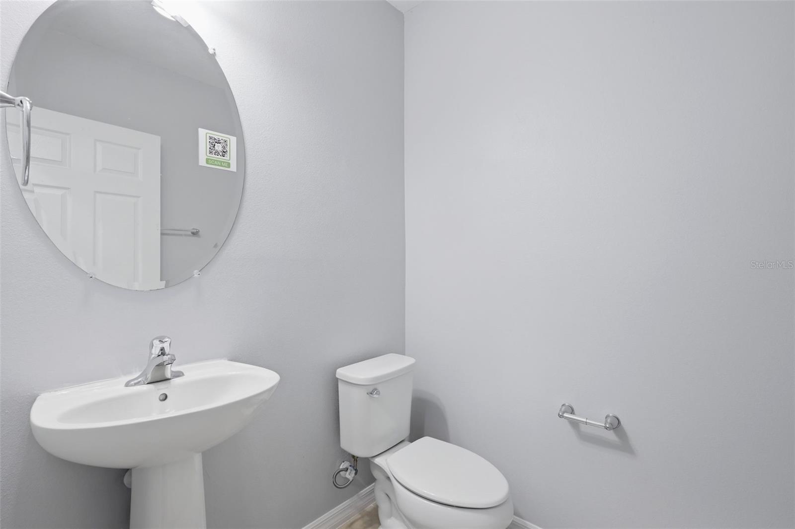 BELLA PARC TWNHMS - Residential