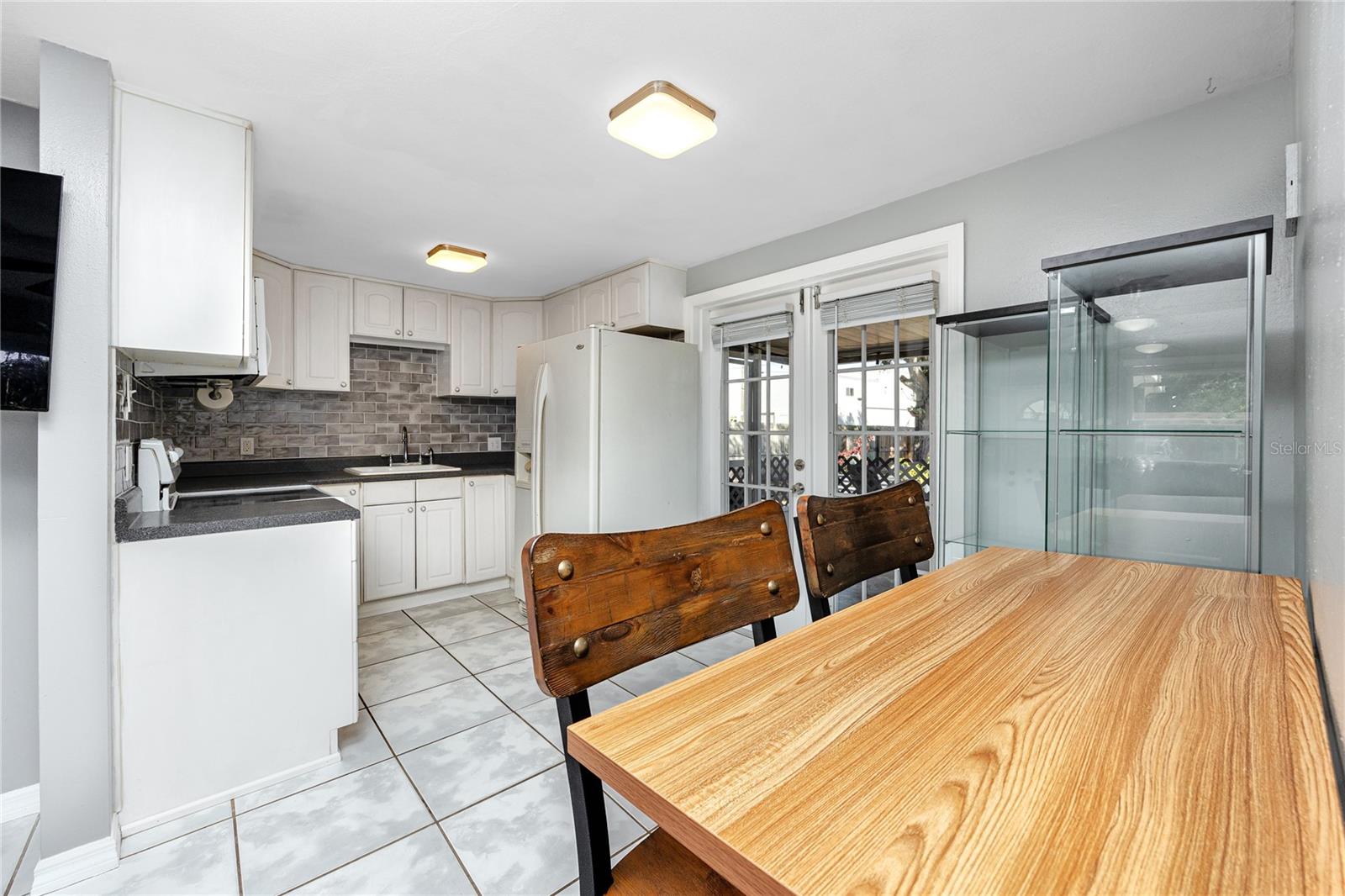 ORANGE LAKE VILLAGE - Residential