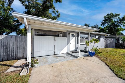 Photo of 10595 118th Avenue, Largo, FL 33773 (MLS # TB8440249)
