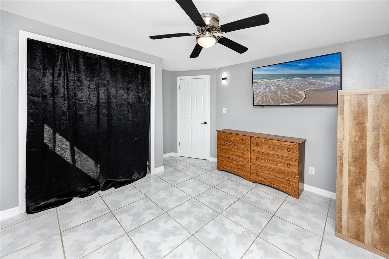 ORANGE LAKE VILLAGE - Residential