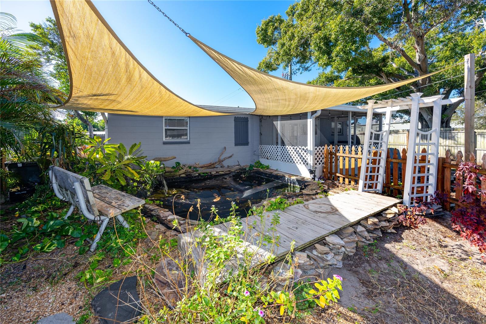 ORANGE LAKE VILLAGE - Residential