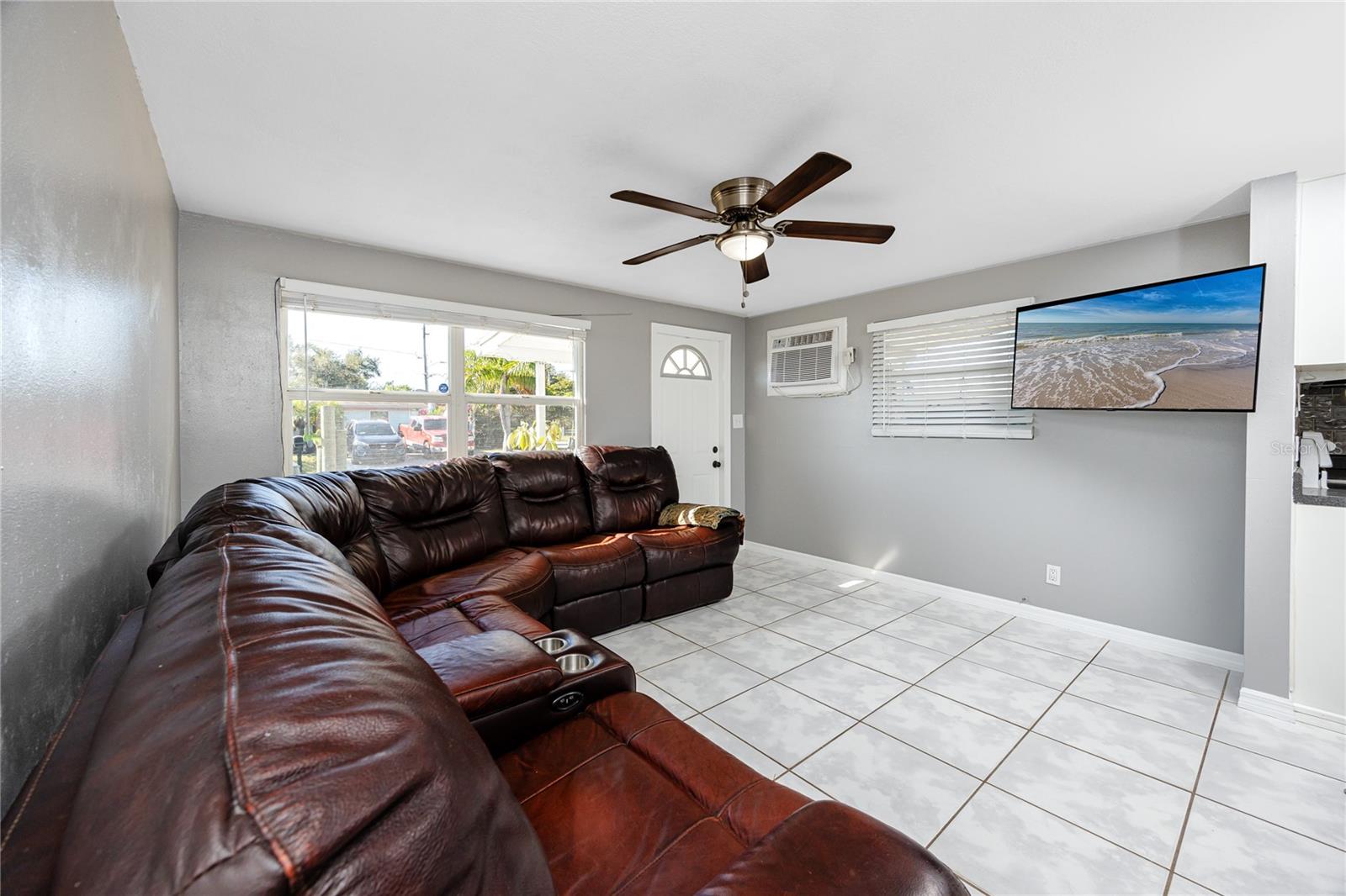 ORANGE LAKE VILLAGE - Residential