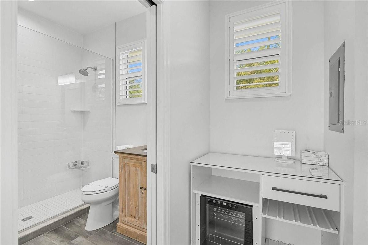 SIESTA REV OF - Residential