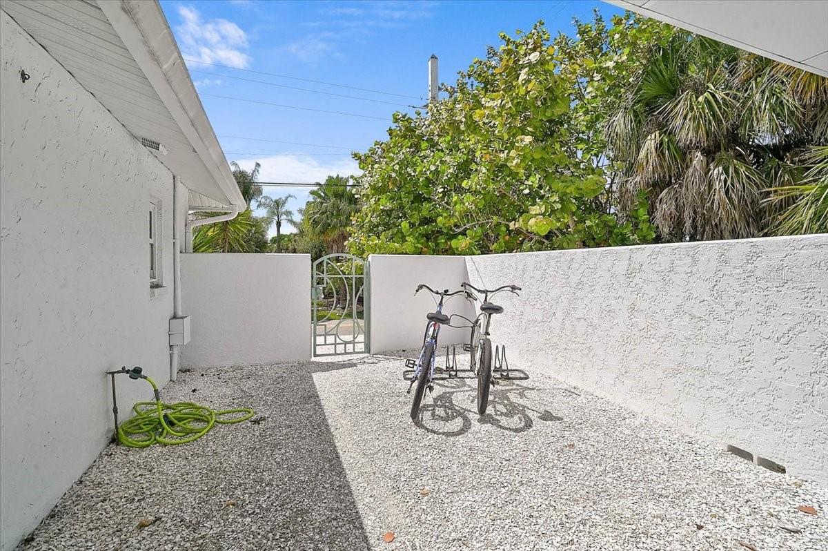 SIESTA REV OF - Residential