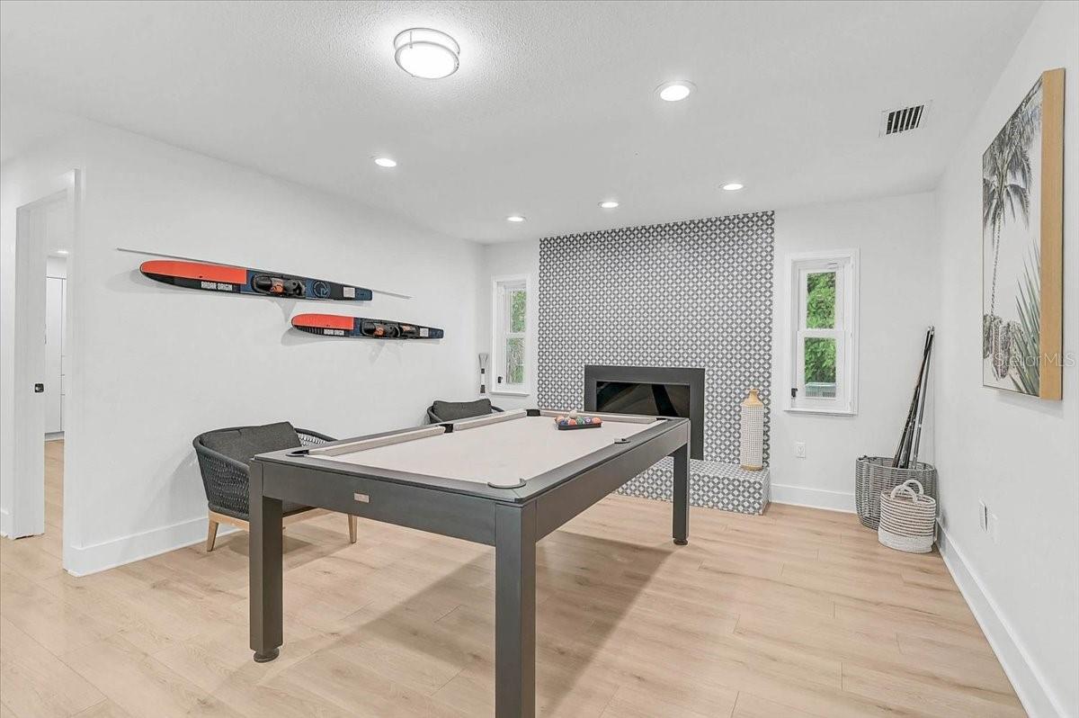 SIESTA REV OF - Residential