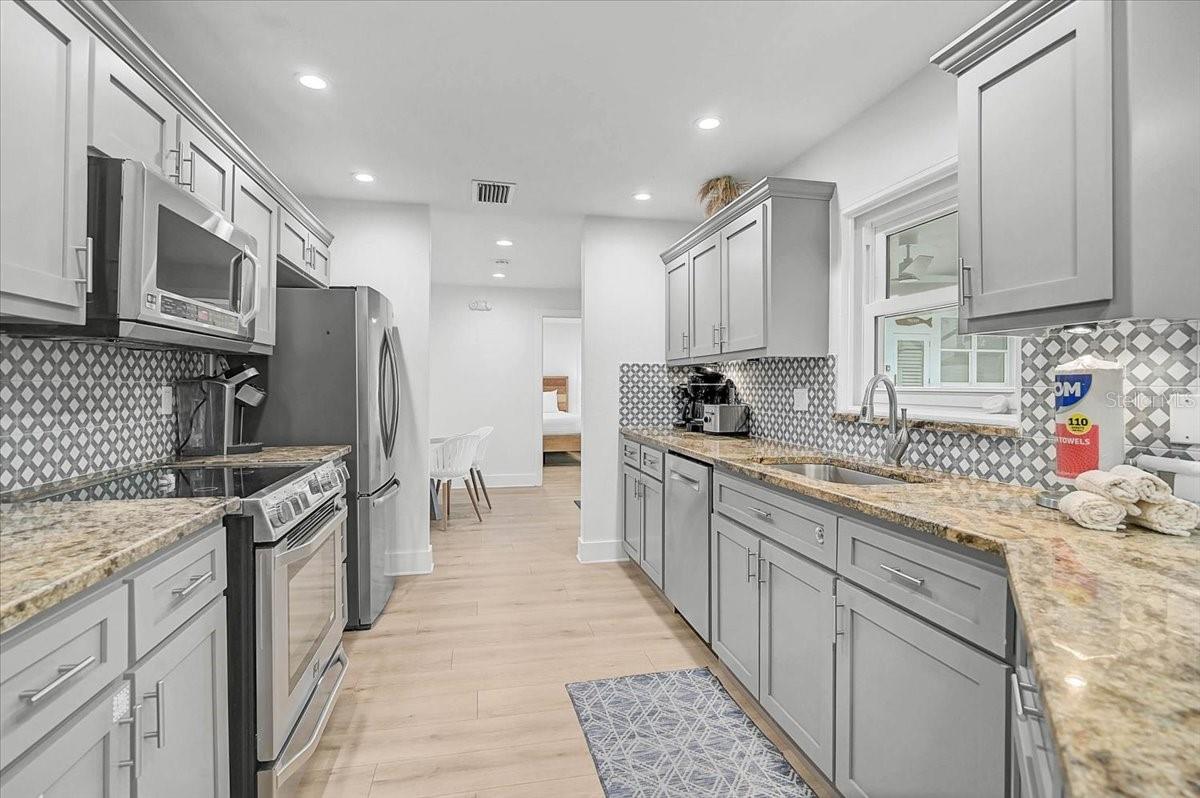 SIESTA REV OF - Residential