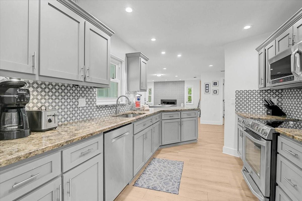 SIESTA REV OF - Residential