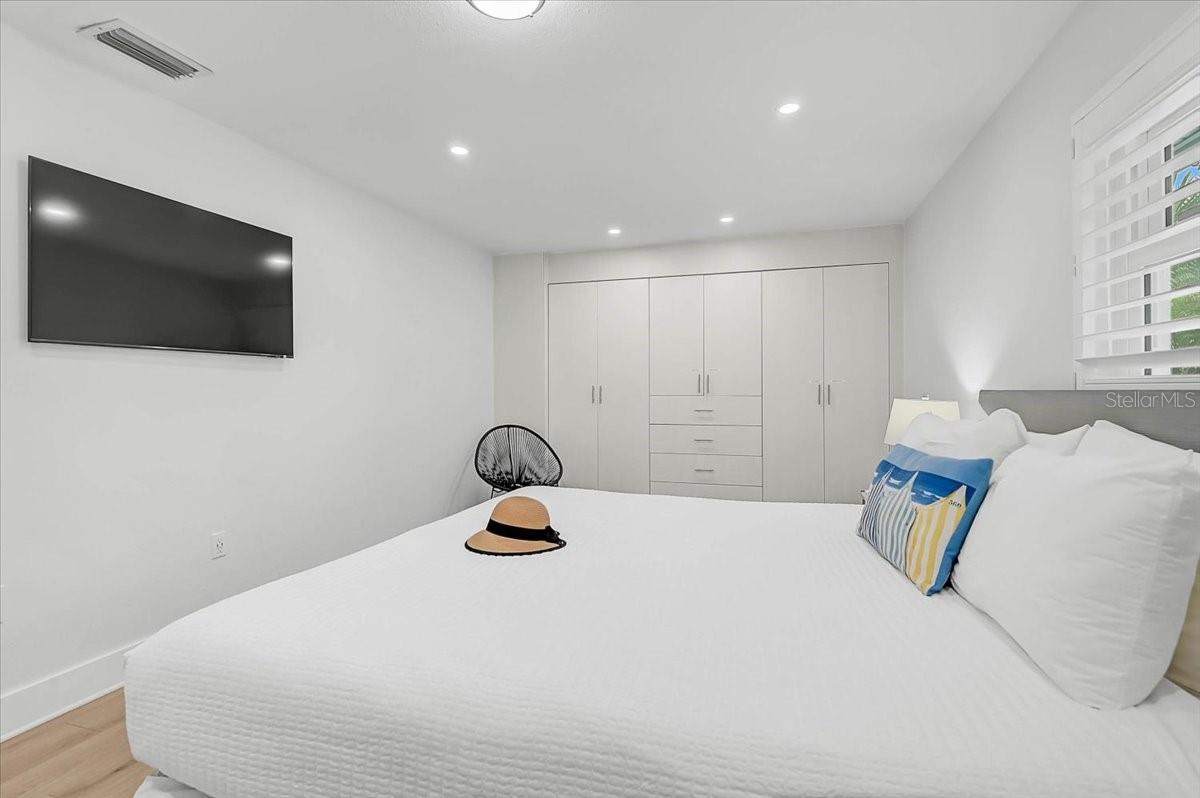 SIESTA REV OF - Residential