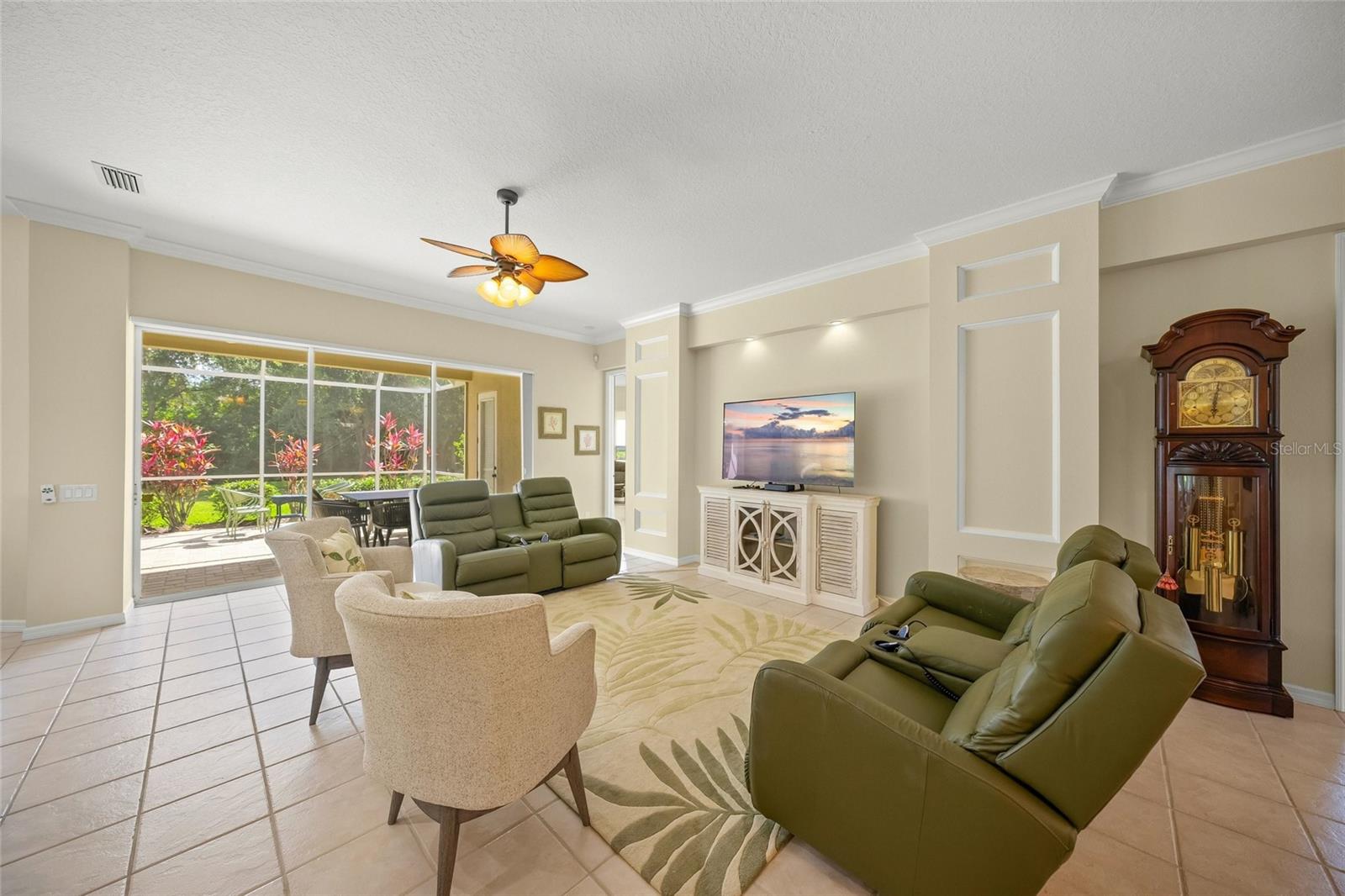 LENNOX GARDENS - Residential