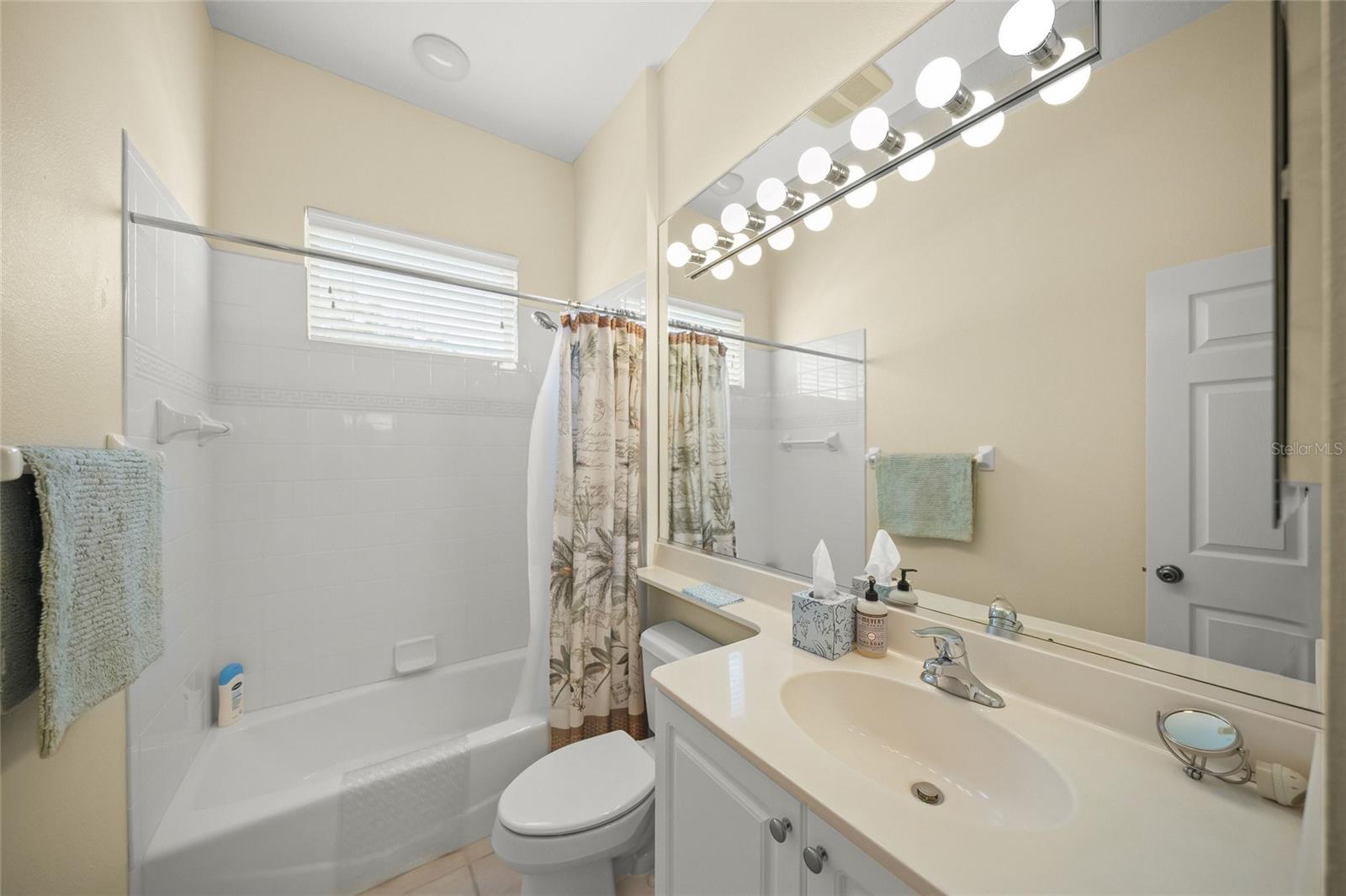 LENNOX GARDENS - Residential