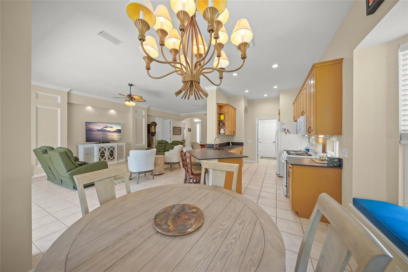 LENNOX GARDENS - Residential
