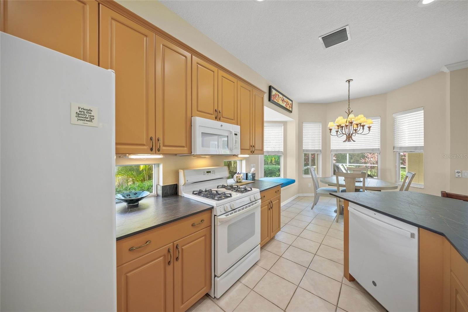 LENNOX GARDENS - Residential