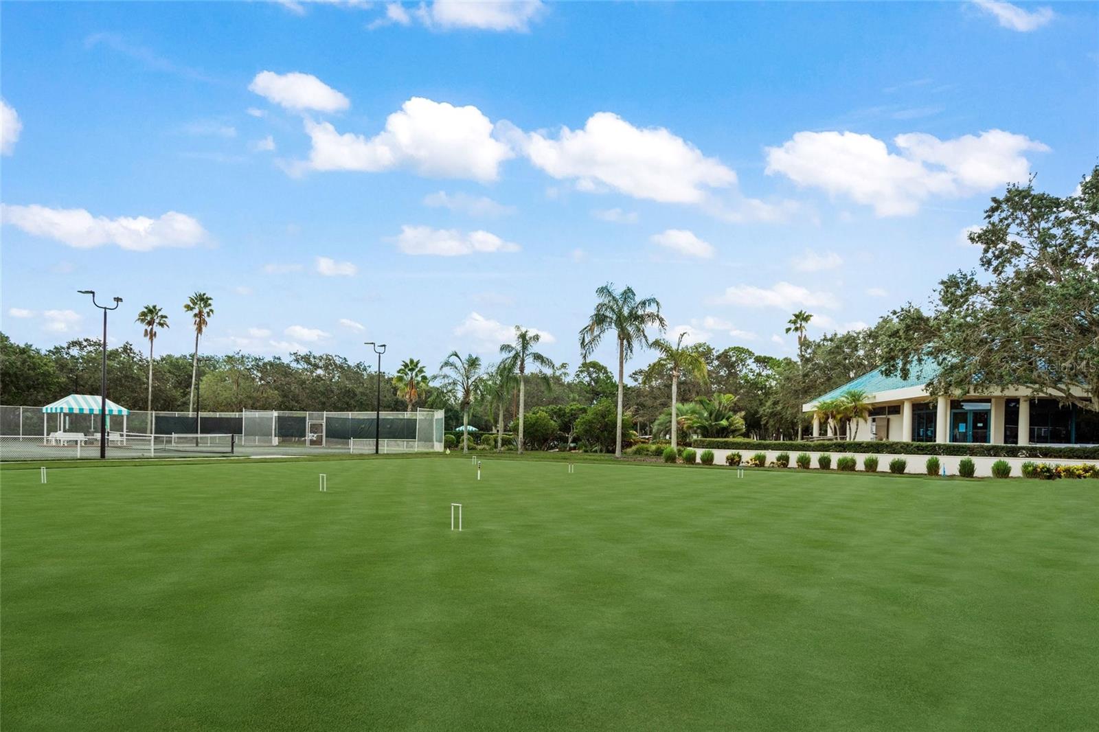 LENNOX GARDENS - Residential