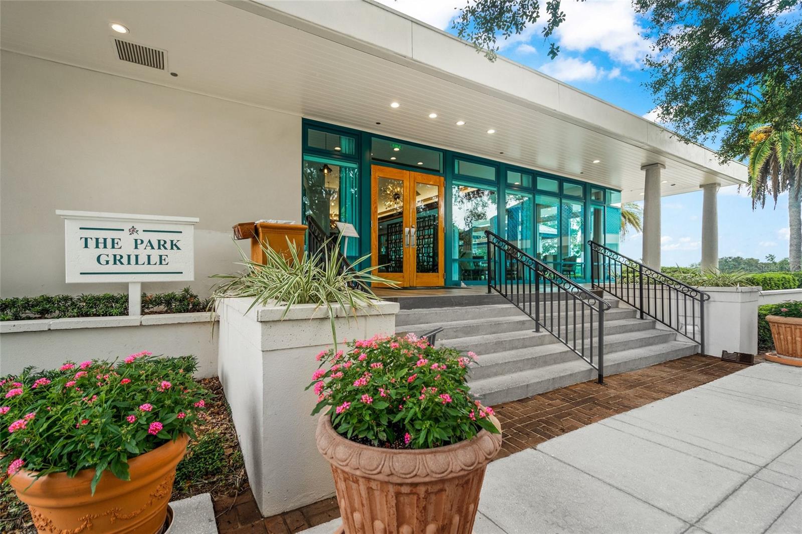 LENNOX GARDENS - Residential