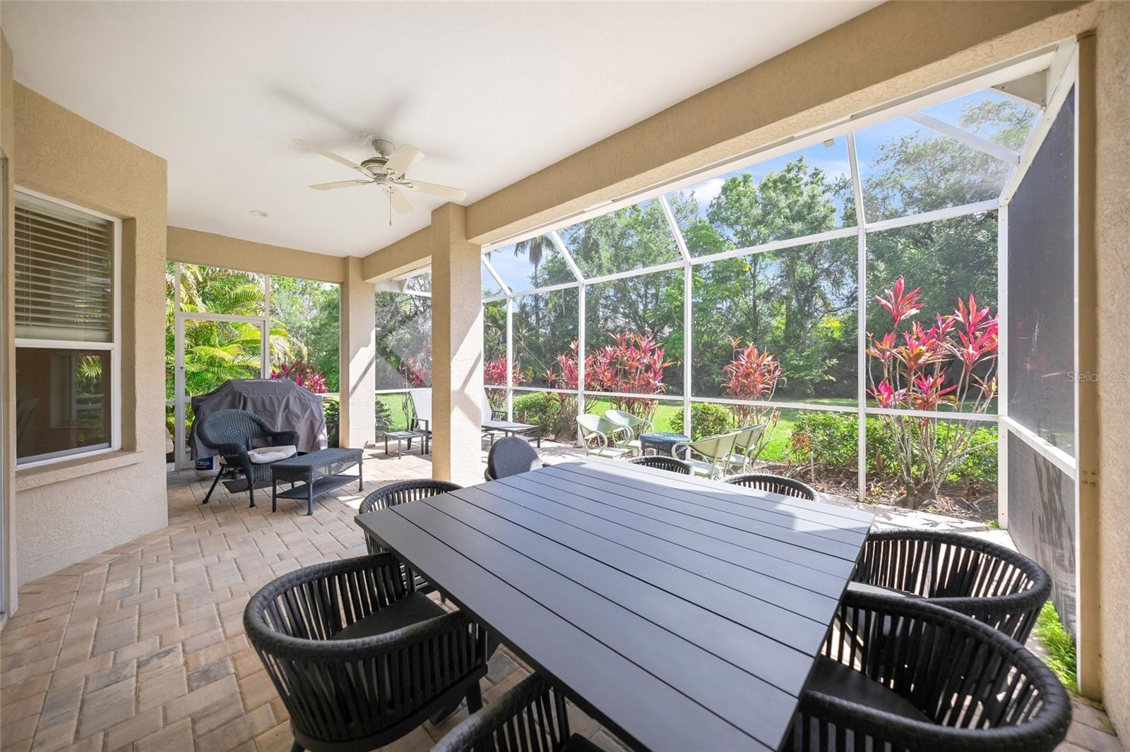 LENNOX GARDENS - Residential
