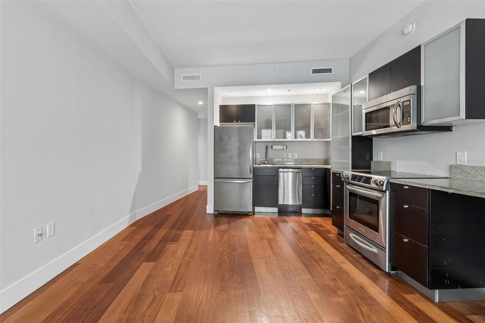 111 N 12TH STREET 1323A