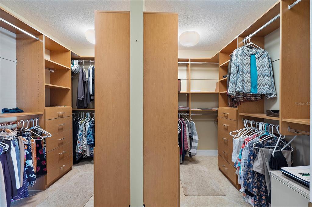 VINOY PLACE CONDO - Residential