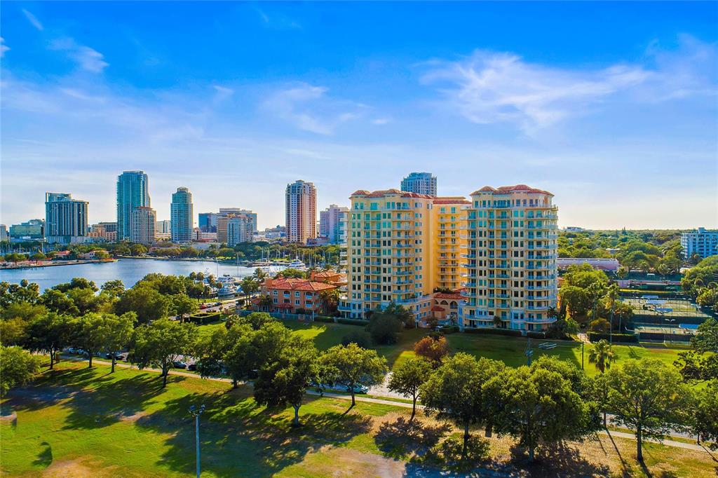 VINOY PLACE CONDO - Residential