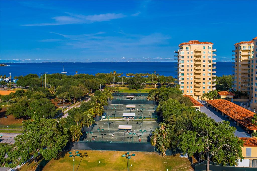VINOY PLACE CONDO - Residential