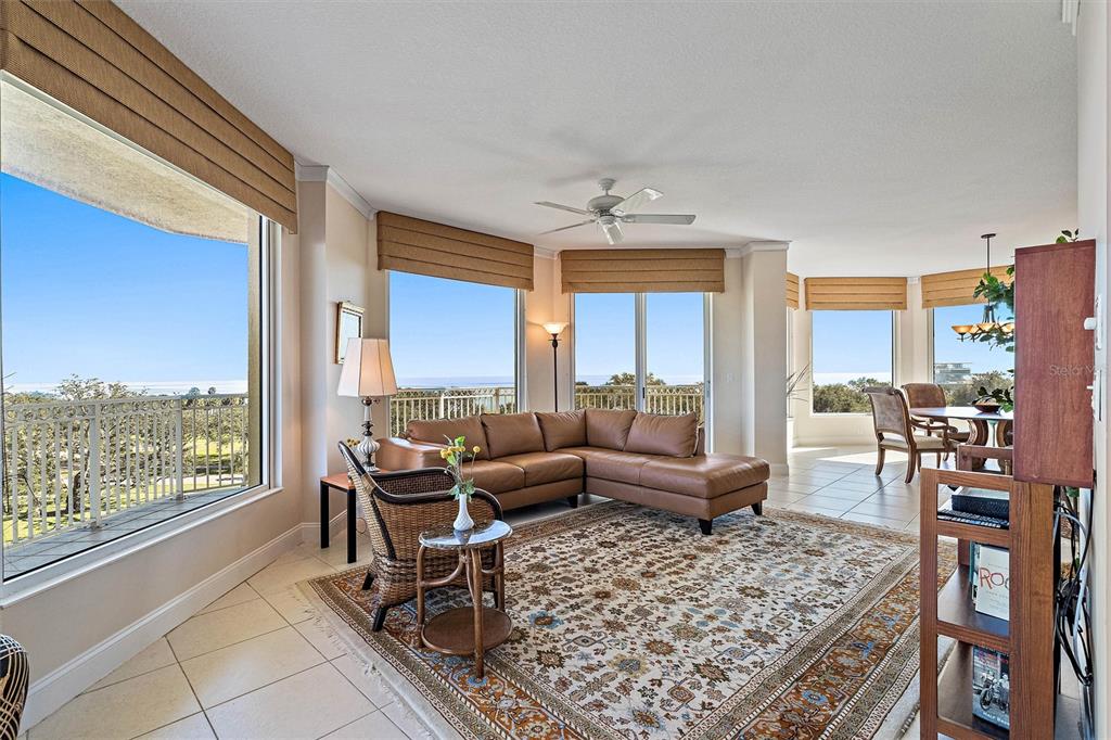 VINOY PLACE CONDO - Residential