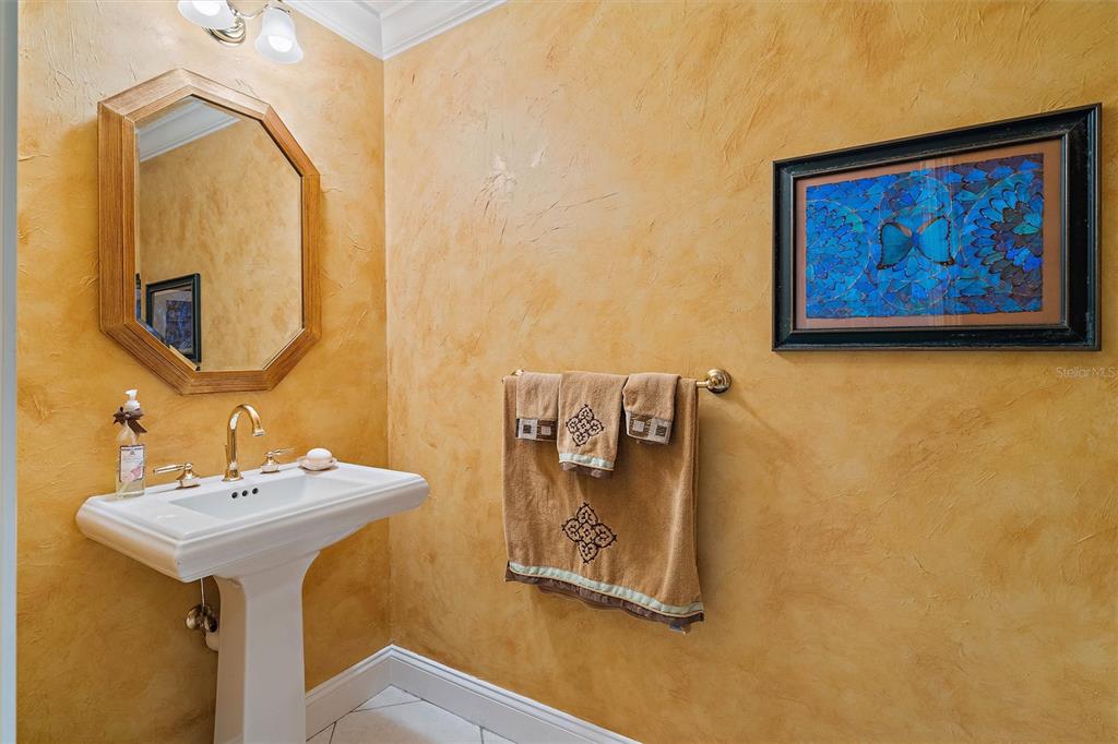 VINOY PLACE CONDO - Residential