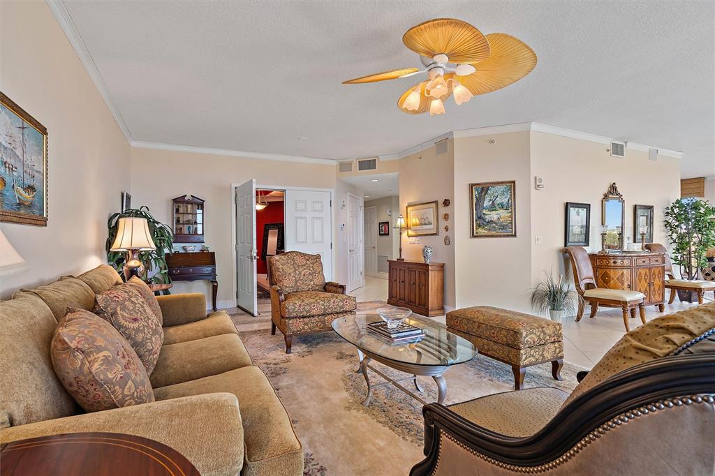 VINOY PLACE CONDO - Residential