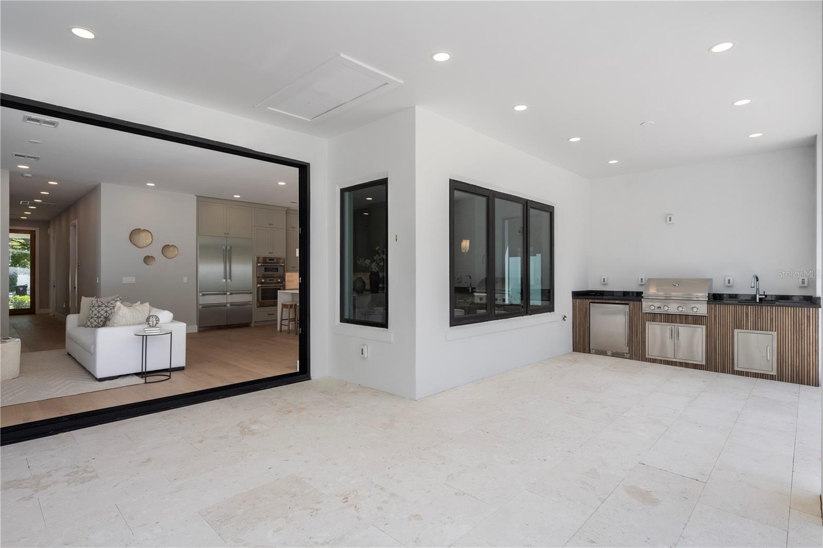 LAKE KNOWLES TERRACE - Residential