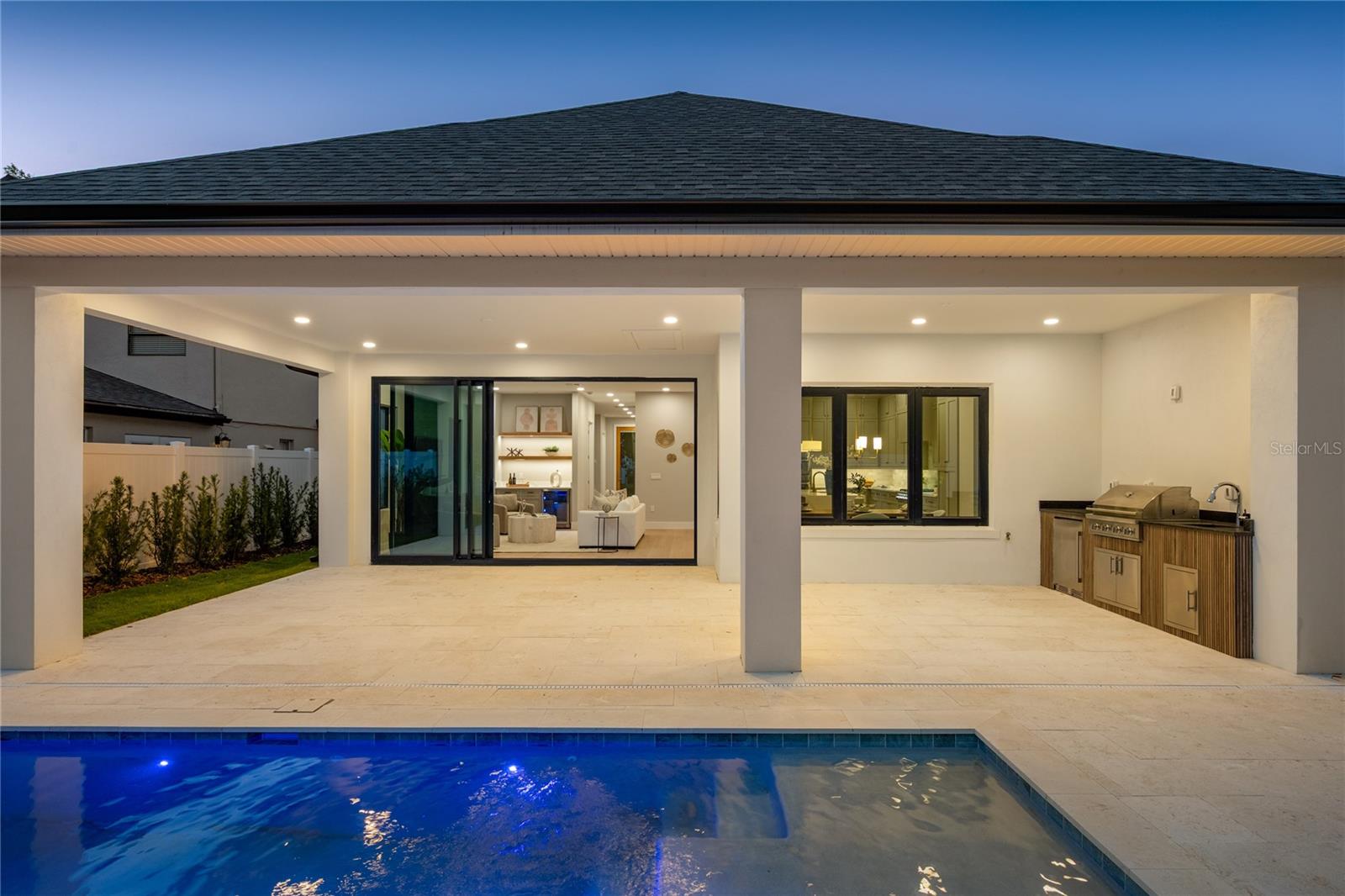 LAKE KNOWLES TERRACE - Residential