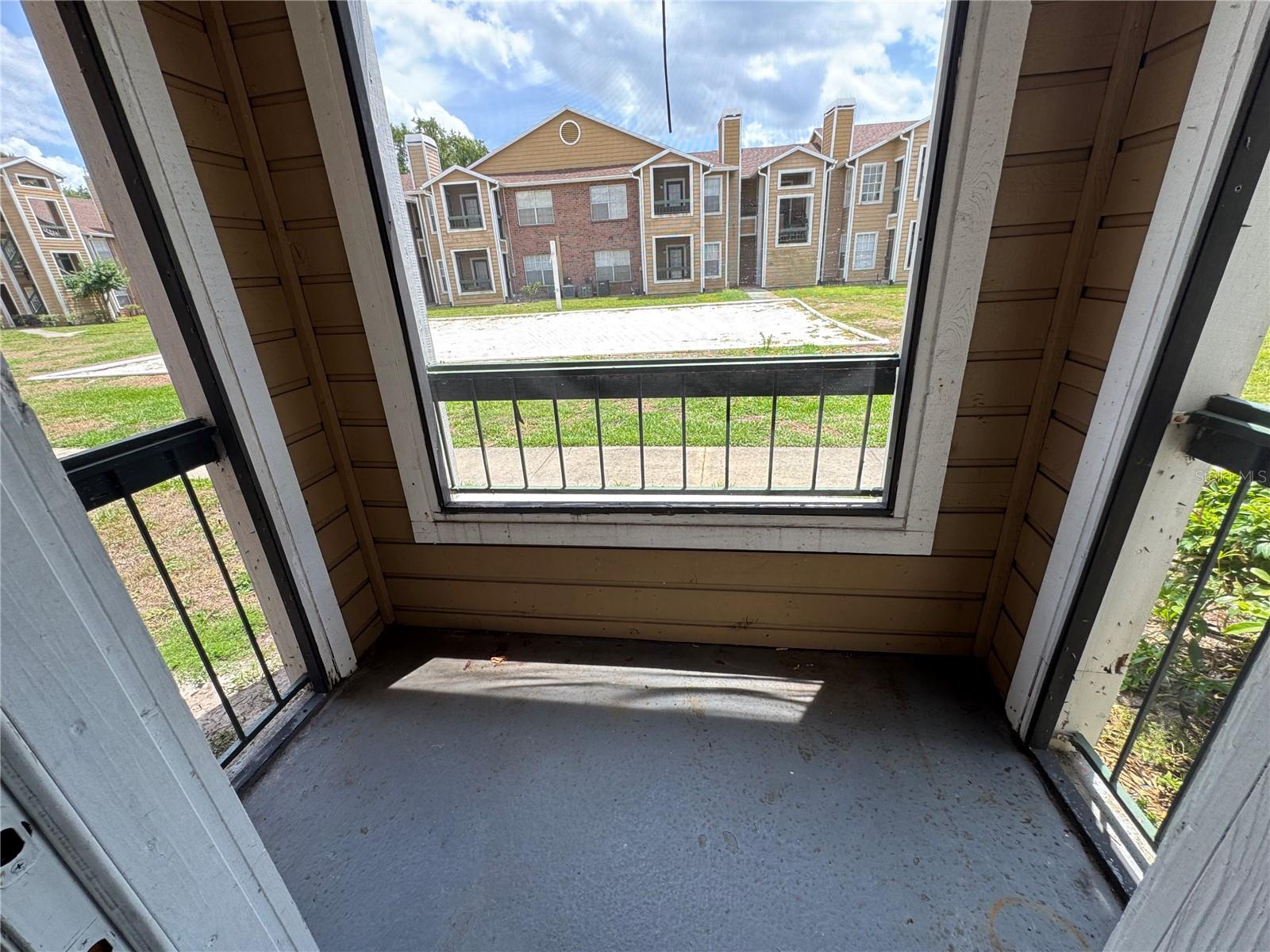 HARBOR BEACH - Residential Lease