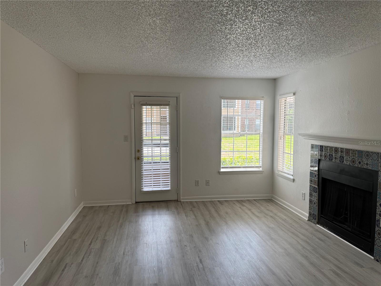 HARBOR BEACH - Residential Lease