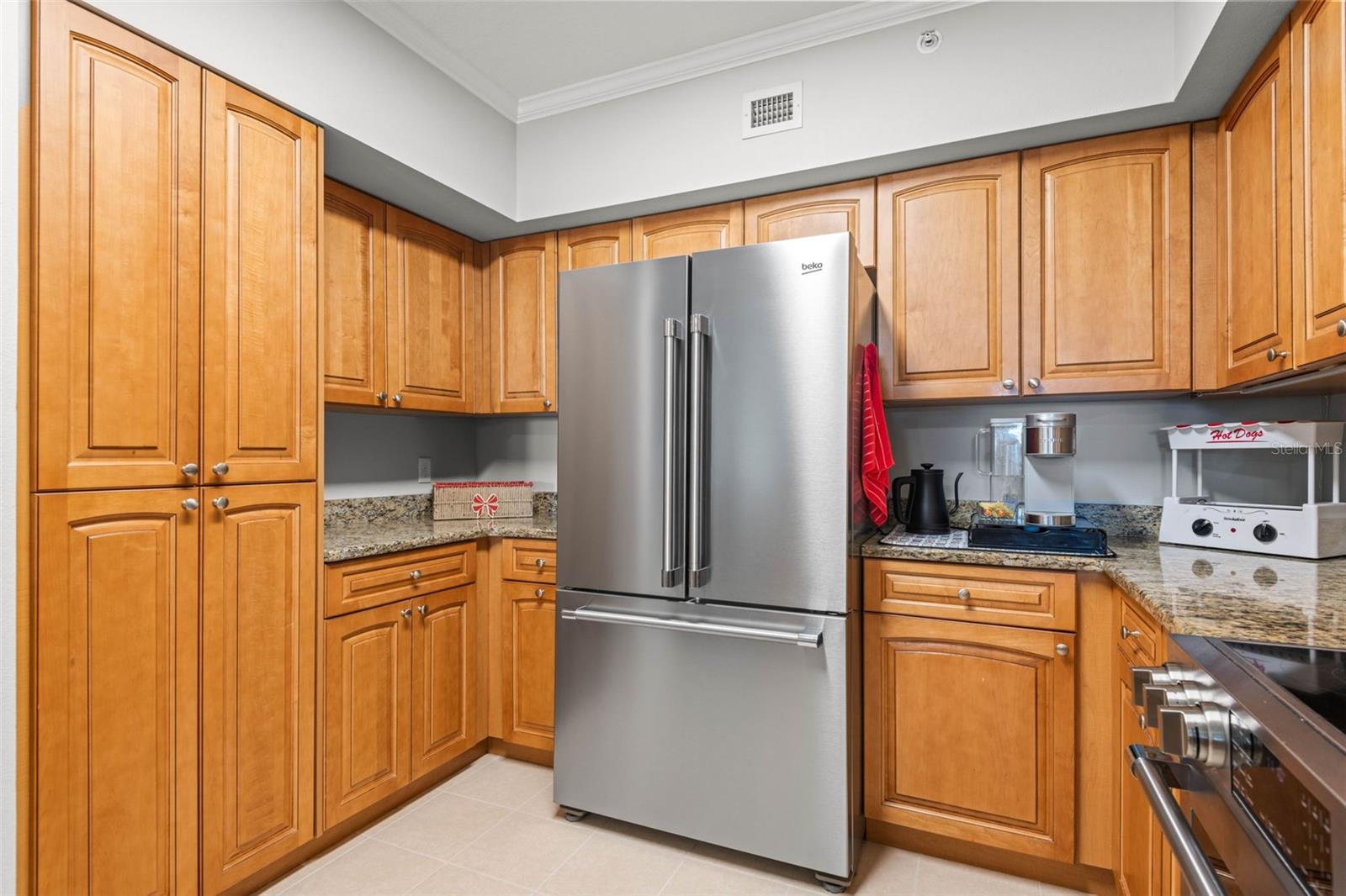 4516 SEAGULL DRIVE 512