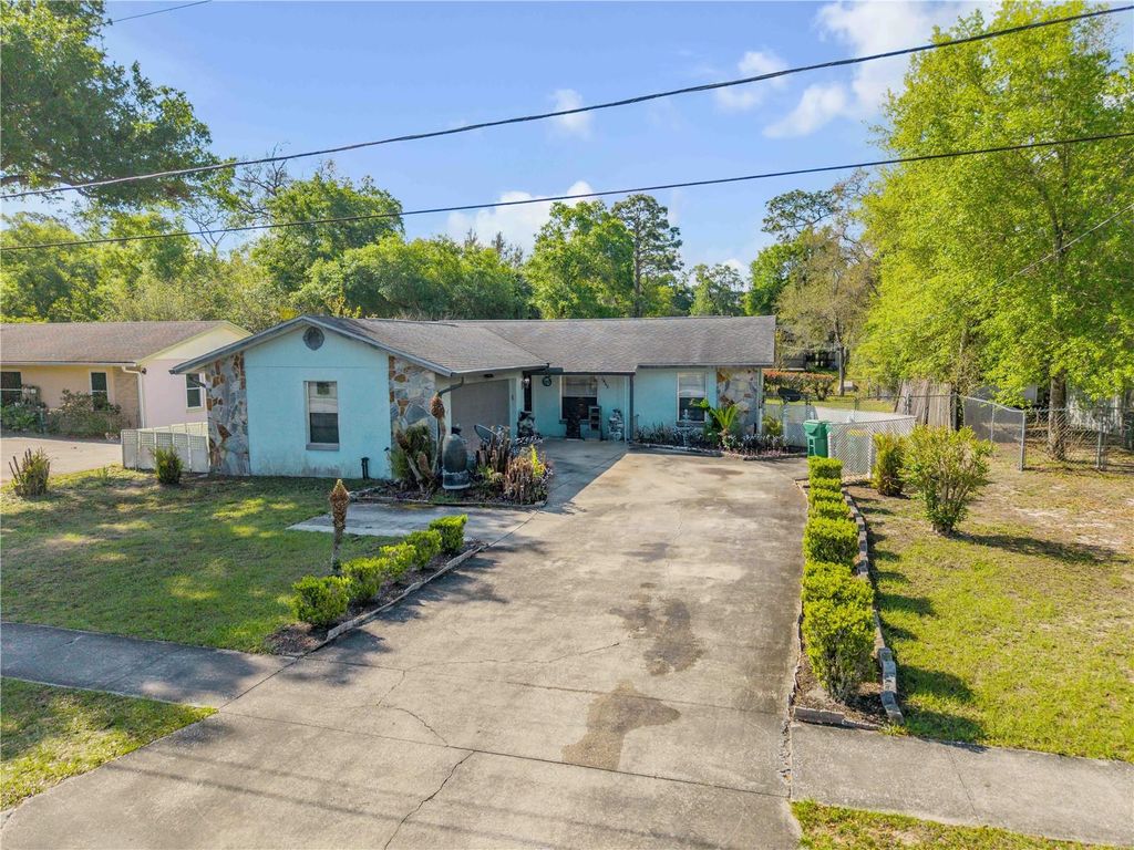 Photo of 1460 Chris Avenue, Deland, FL 32724 (MLS # NS1087695)