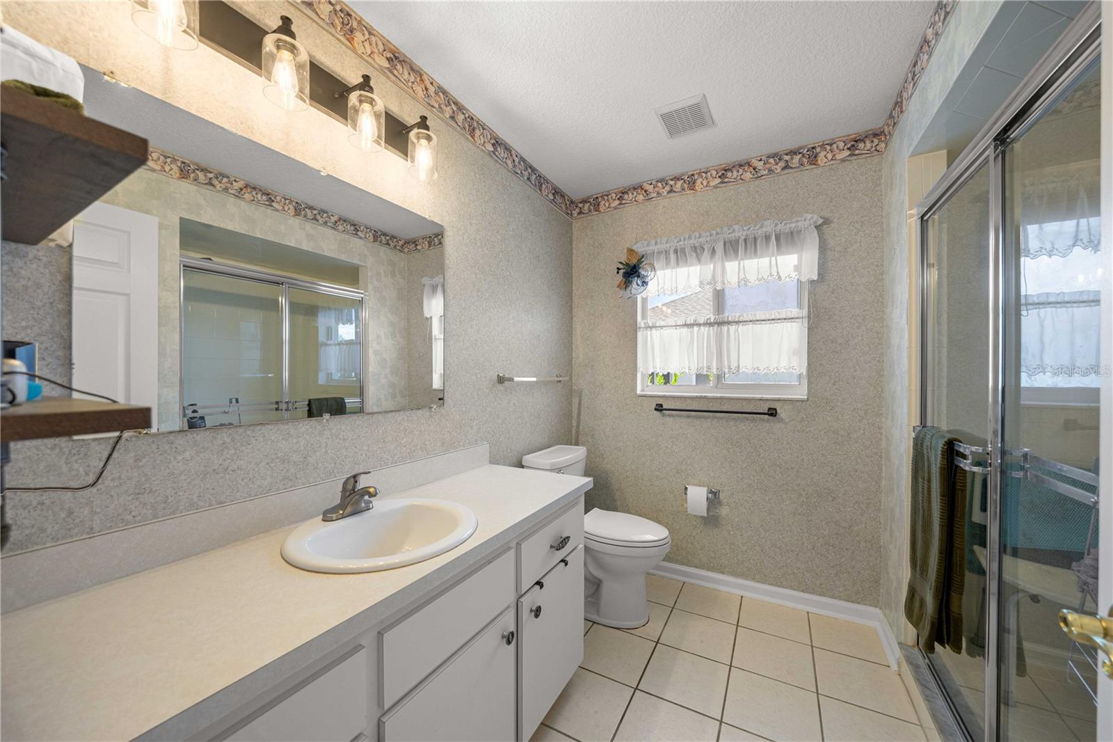 OCALA PALMS UN 01 - Residential