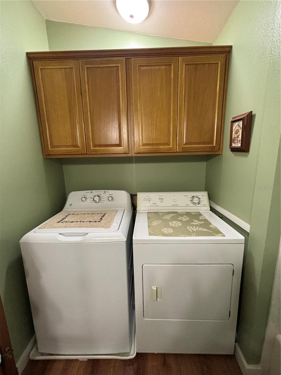 LAKE MARIANA ACRES - Residential