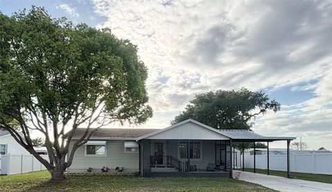 Photo of 2303 Martha Drive, Lake Alfred, FL 33850 (MLS # P4938312)