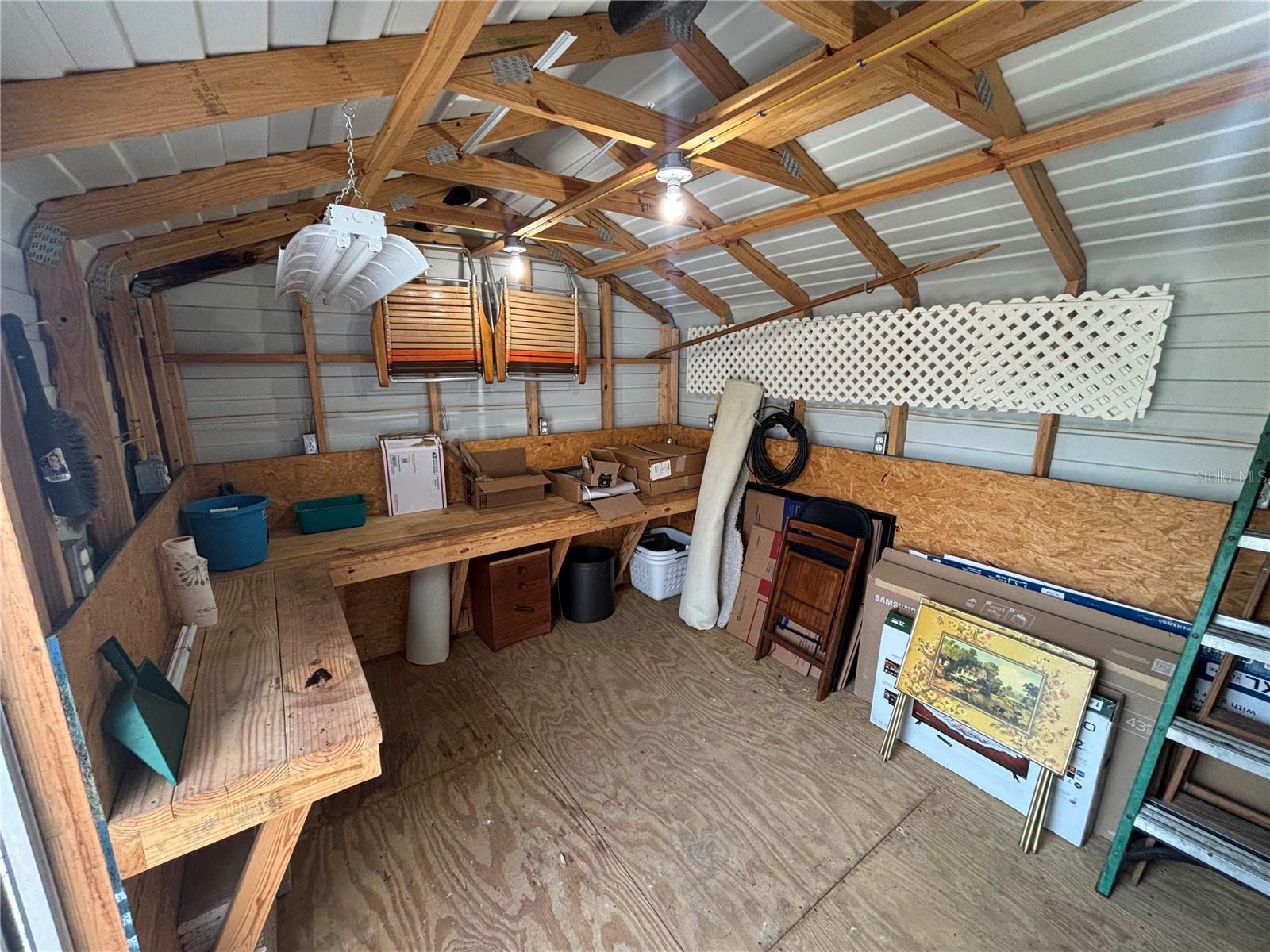 LAKE MARIANA ACRES - Residential