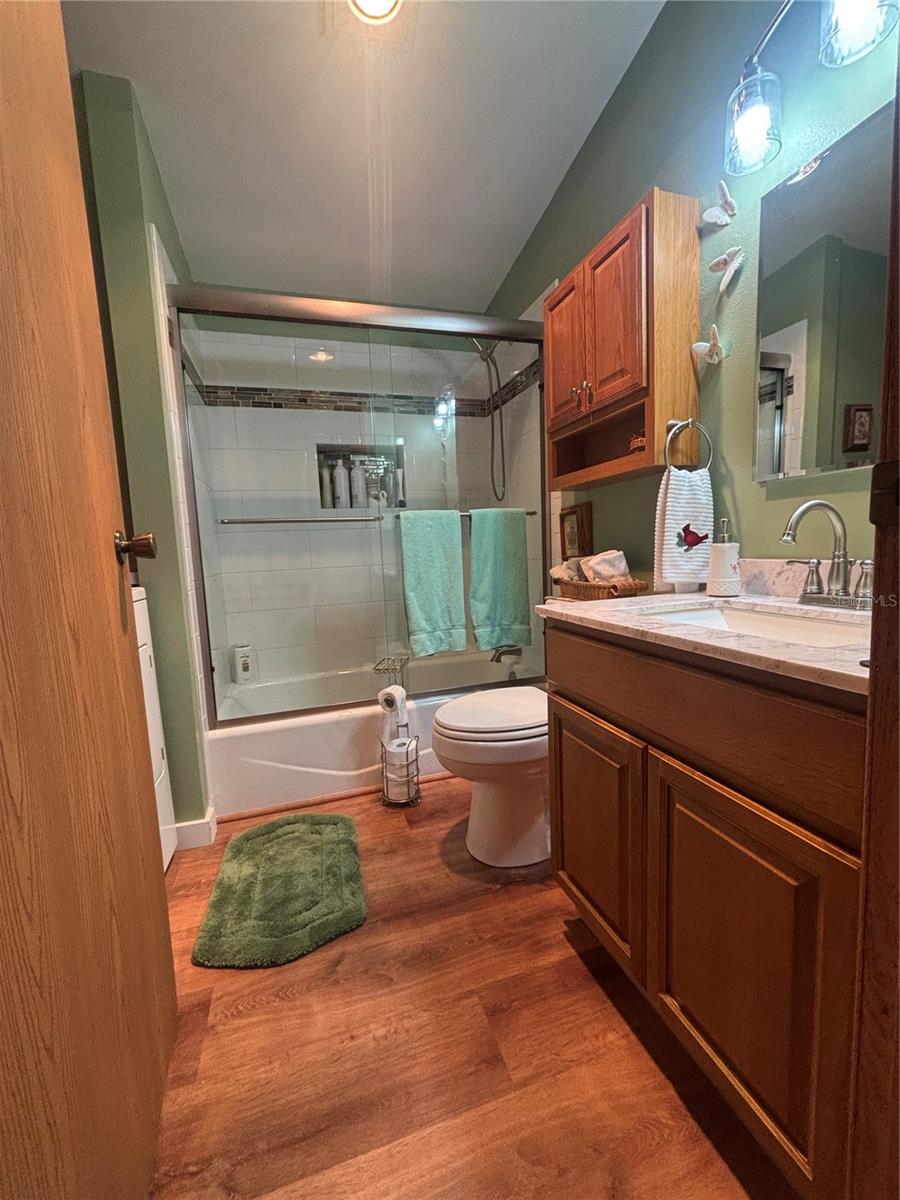 LAKE MARIANA ACRES - Residential