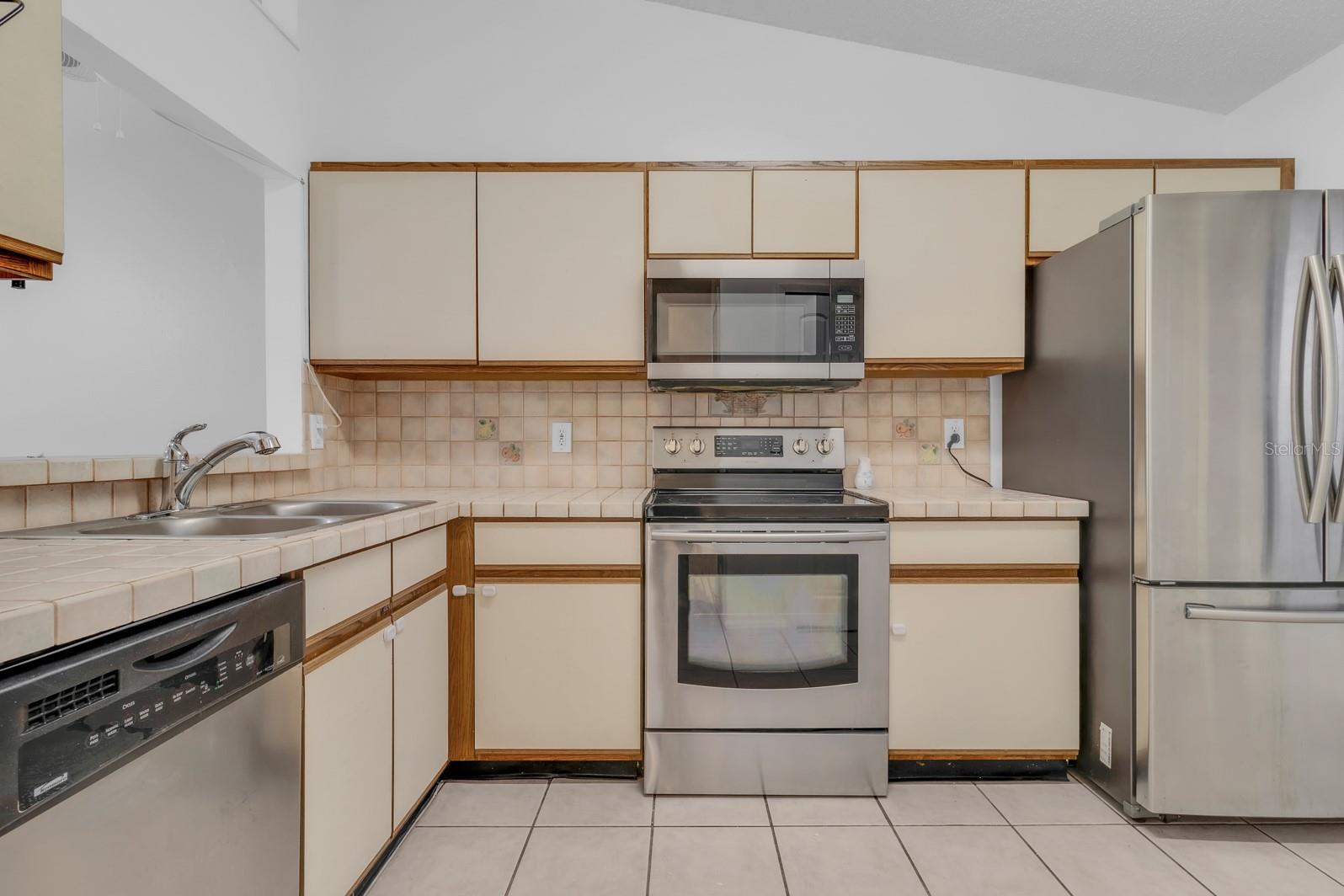 KING OAK VILLAS PH 2 4TH ADD - Residential