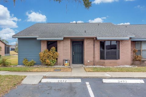 Photo of 2432 King Oak Court, Saint Cloud, FL 34769 (MLS # S5143851)