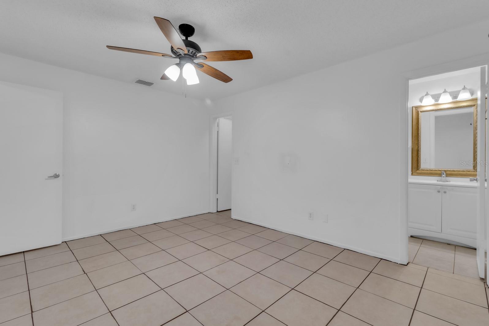 KING OAK VILLAS PH 2 4TH ADD - Residential