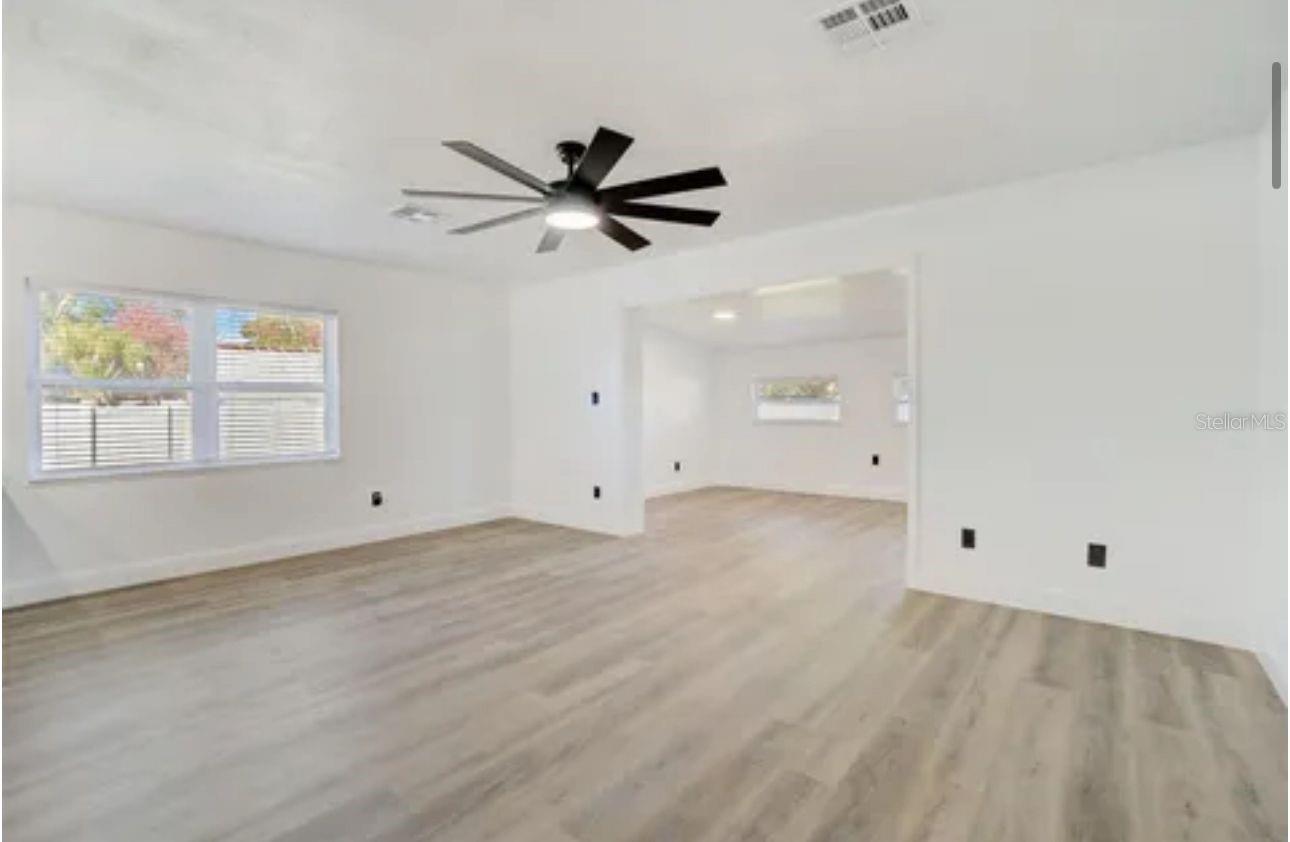 ROCKWOOD ESTATES - Residential Lease