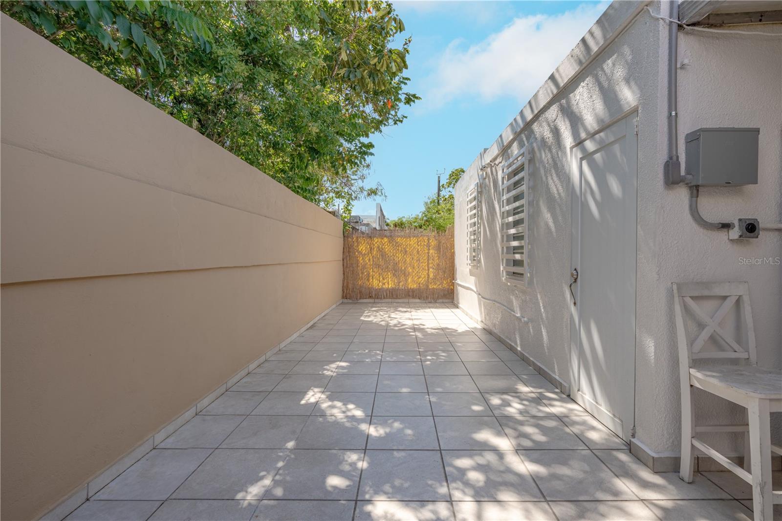 747 LEVITTVILLE SE6
