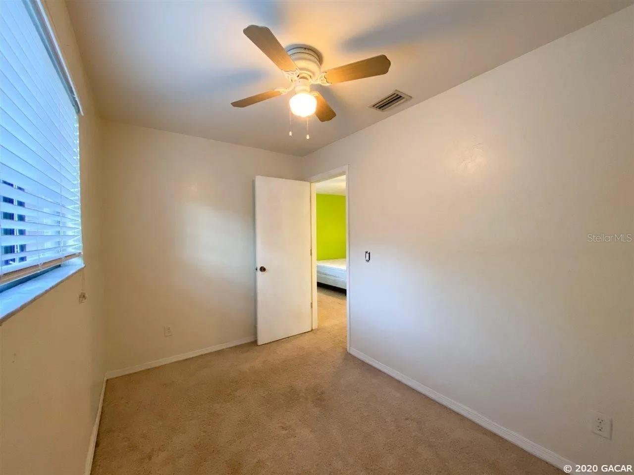 ROCKWOOD VILLAS - Residential Lease