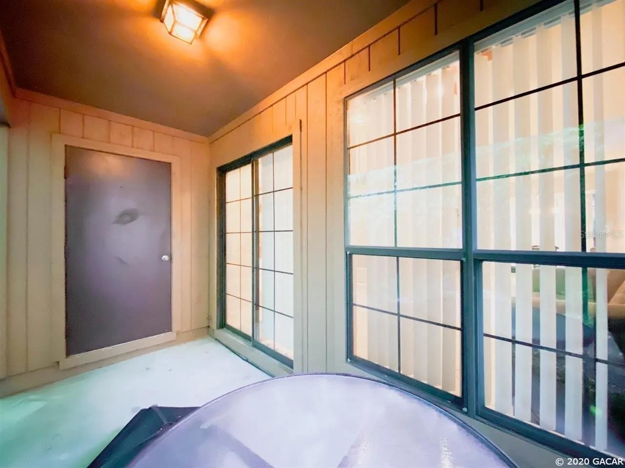 ROCKWOOD VILLAS - Residential Lease