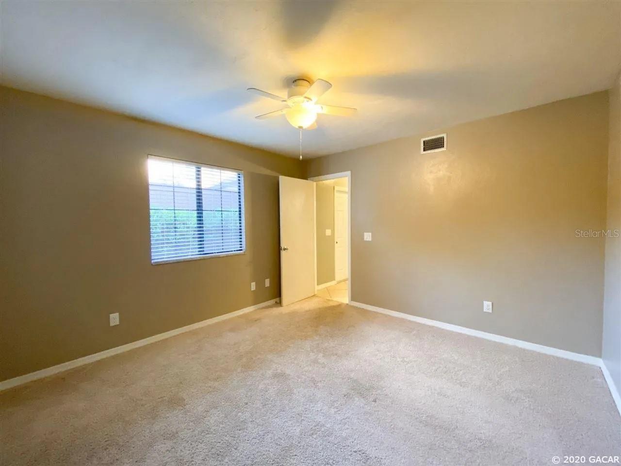 ROCKWOOD VILLAS - Residential Lease