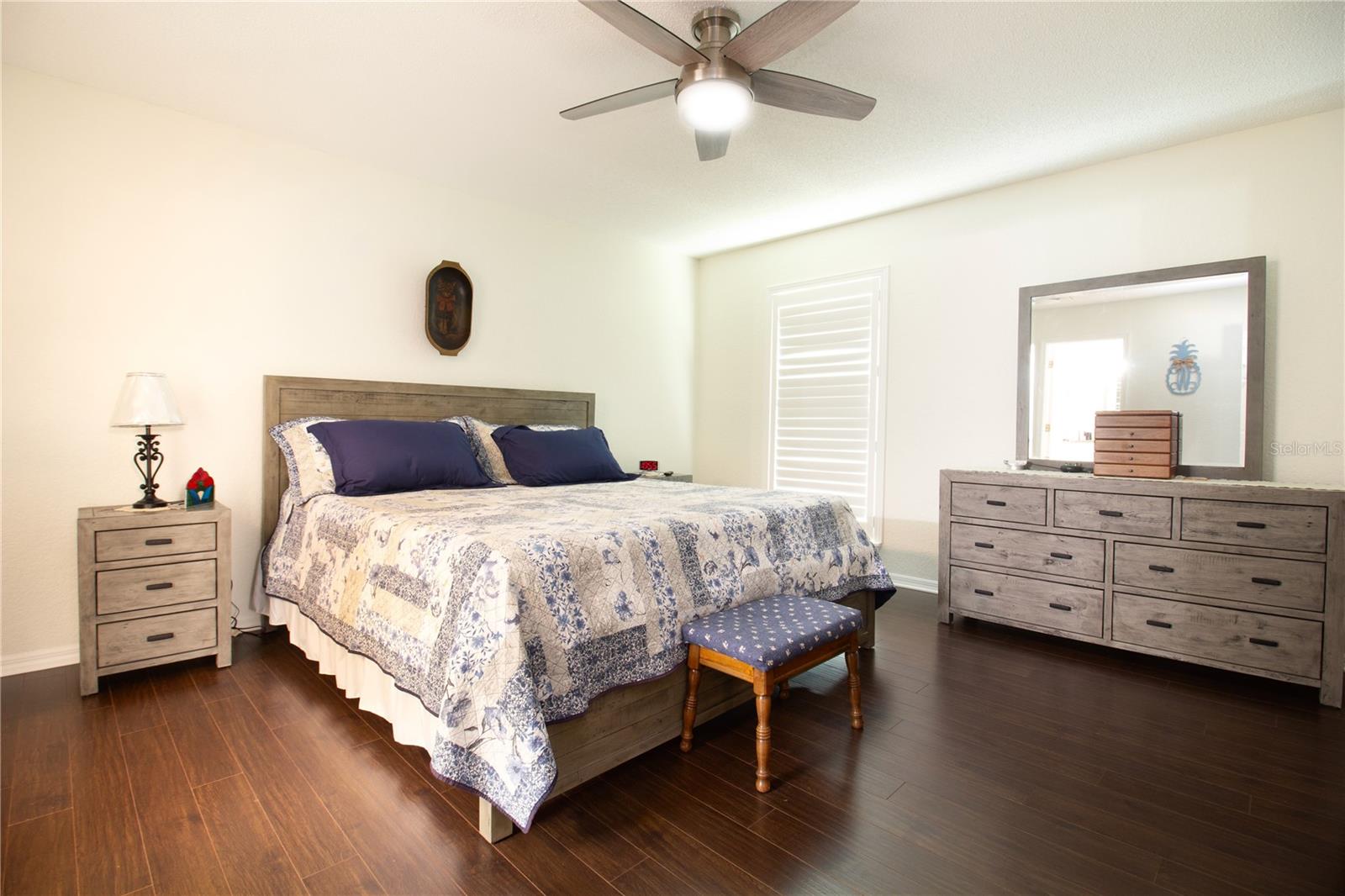 TARA CAY - Residential