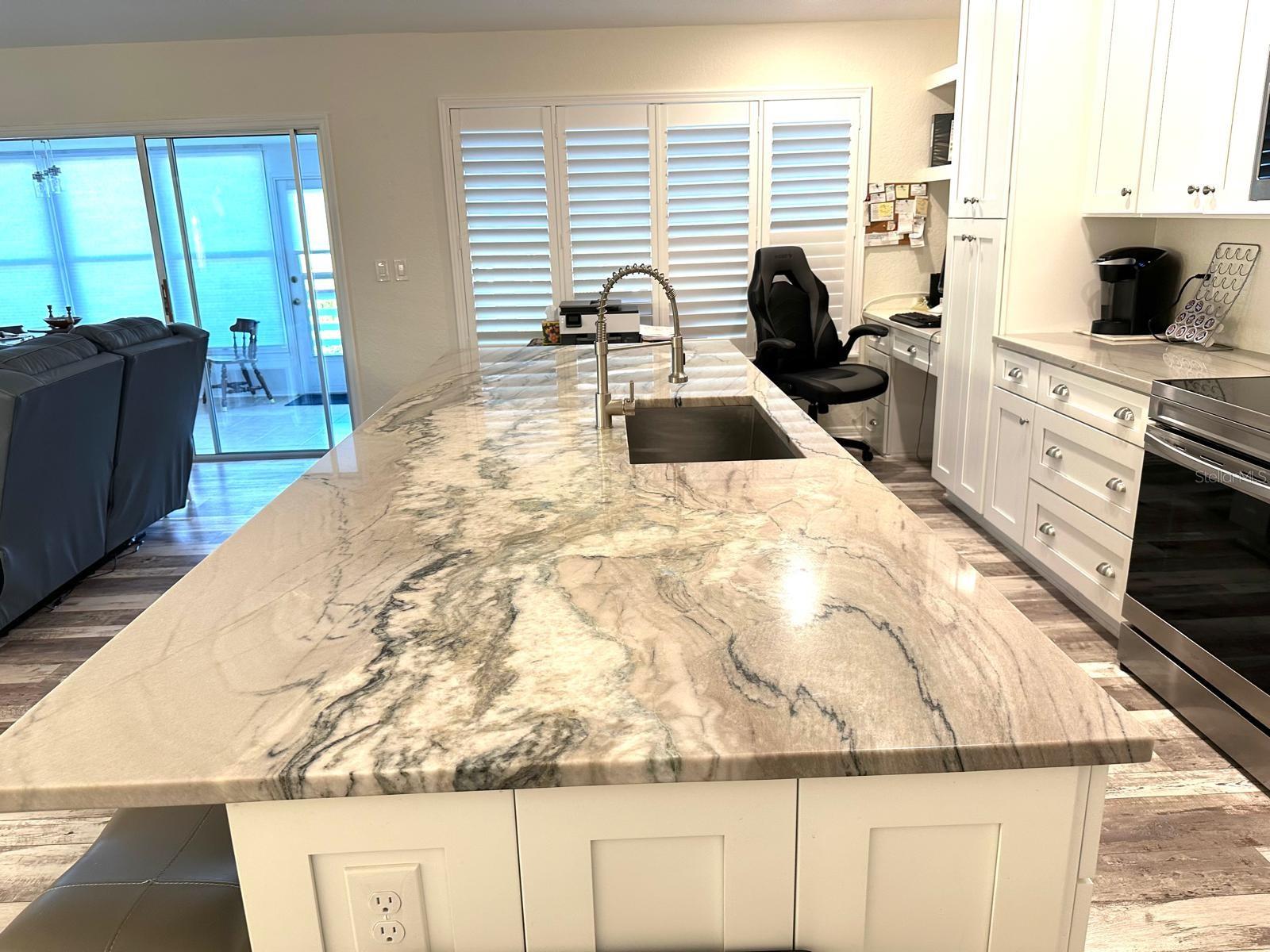 TARA CAY - Residential