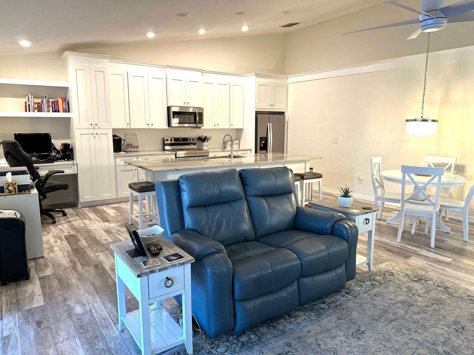 TARA CAY - Residential