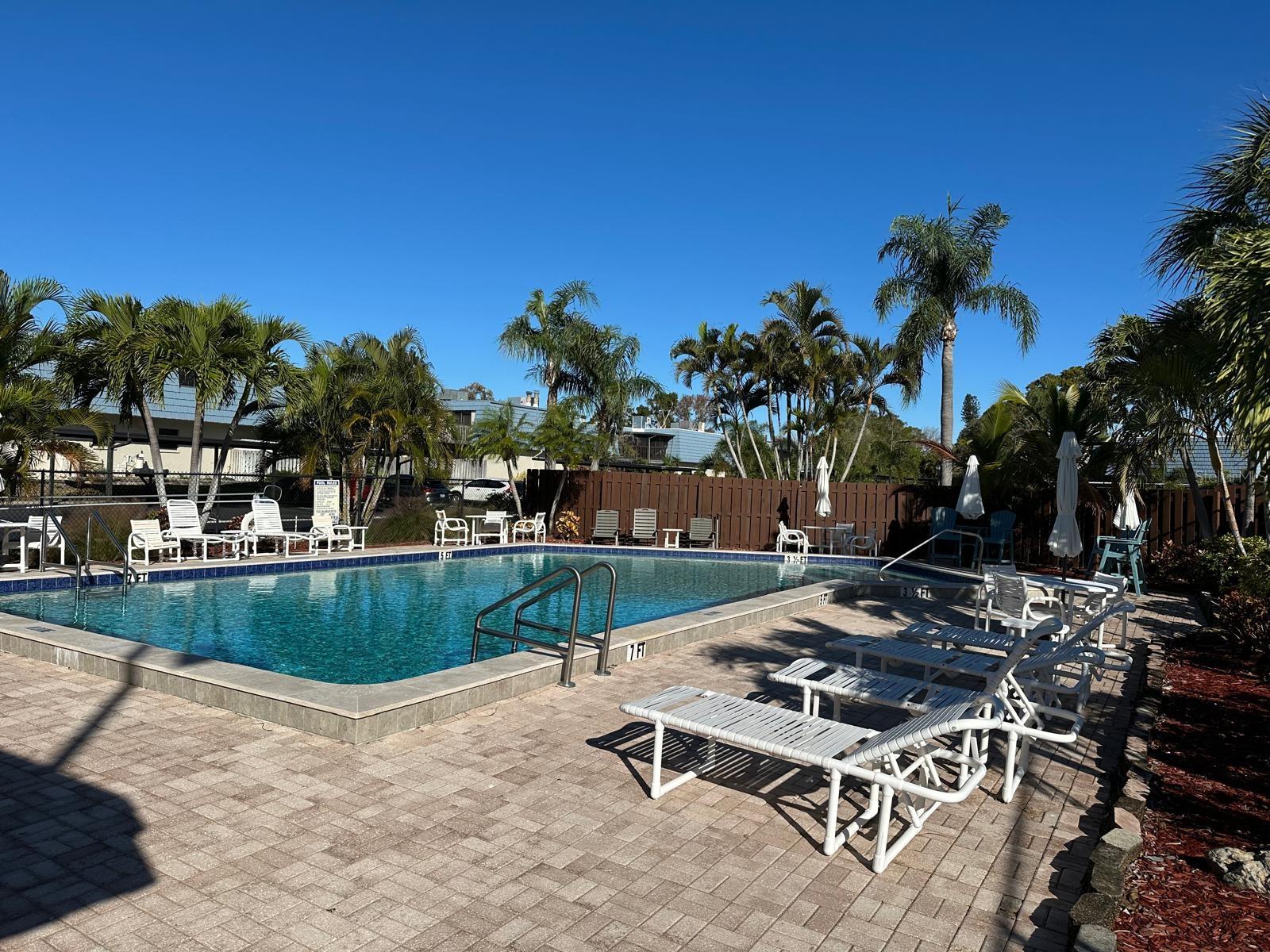 TARA CAY - Residential