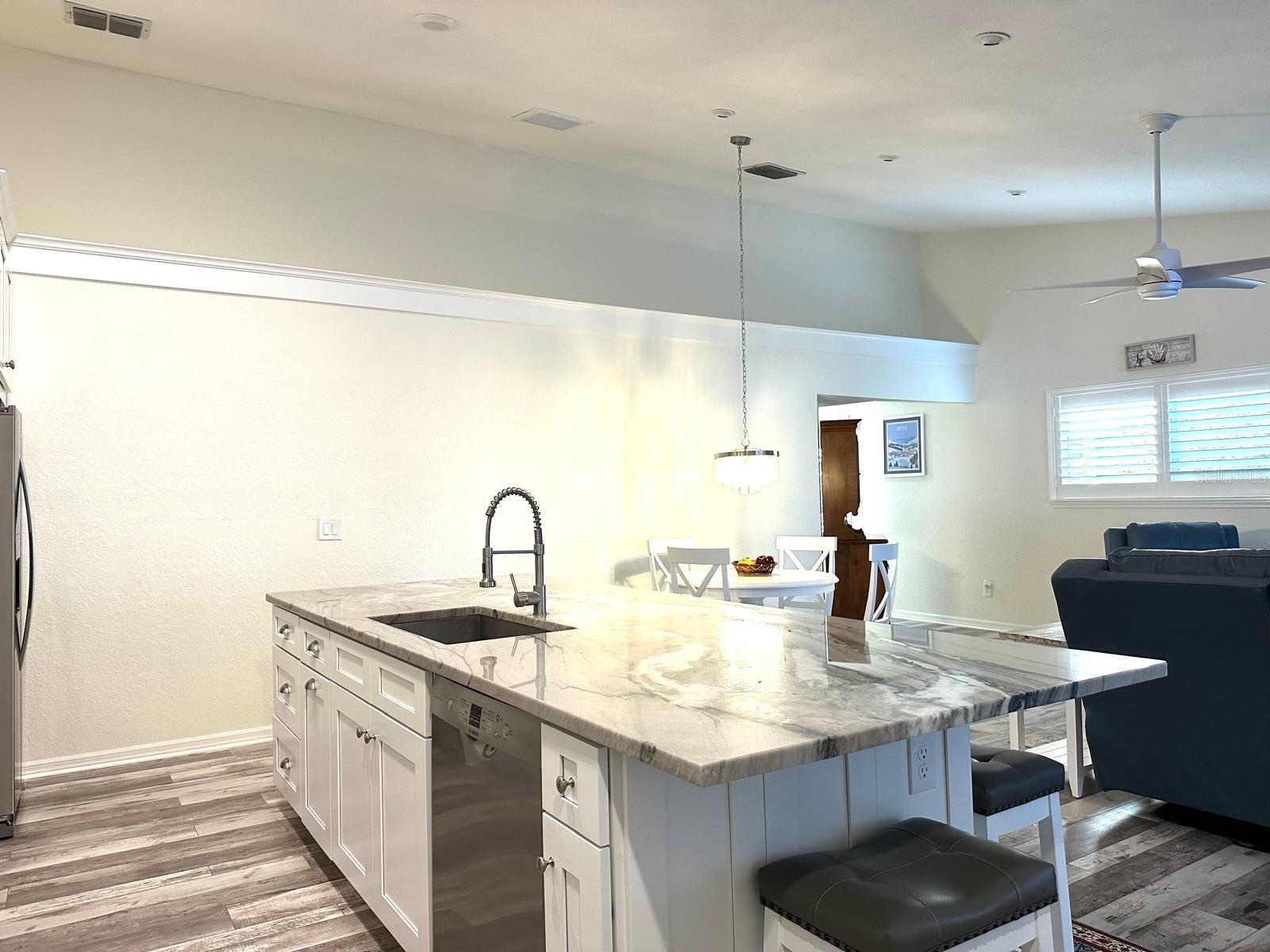 TARA CAY - Residential